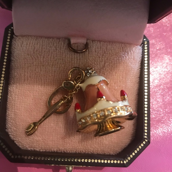 Juicy couture pink Strawberry ice cream sundae charm vintage bracelet jewelry - Picture 5 of 5